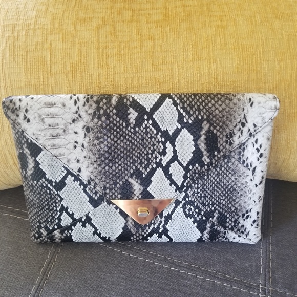 NEW Snakeskin Envelope Clutch Handbag - Picture 2 of 7